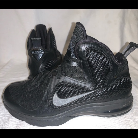 lebron 9 triple black
